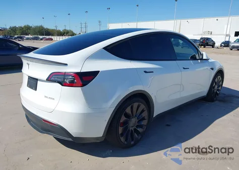 2022 Tesla Model Y Performance Dual Motor All-Wheel Drive from USA, damaged, VIN 7SAYGDEFXNF372072